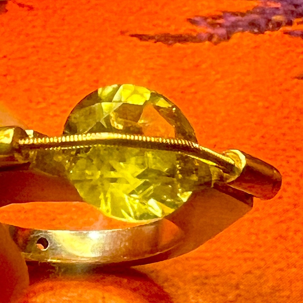 T Plodowski topaz ring, sterling silver 14 K
Size 7